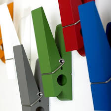 Věšák na kabáty PINCE ALORS ! oranžový SWAB Design