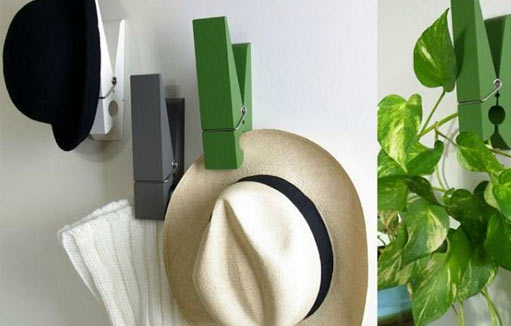 Věšák na kabáty PINCE ALORS ! černý SWAB Design