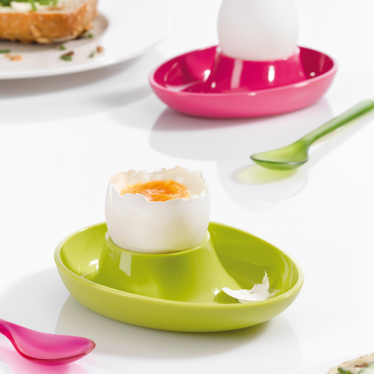 COLOMBUS stojánek na vajíčko bílá KOZIOL