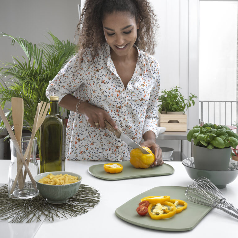 Prkénko s okrajem a protiskluzem 35cm Skateboard žluté Blim+