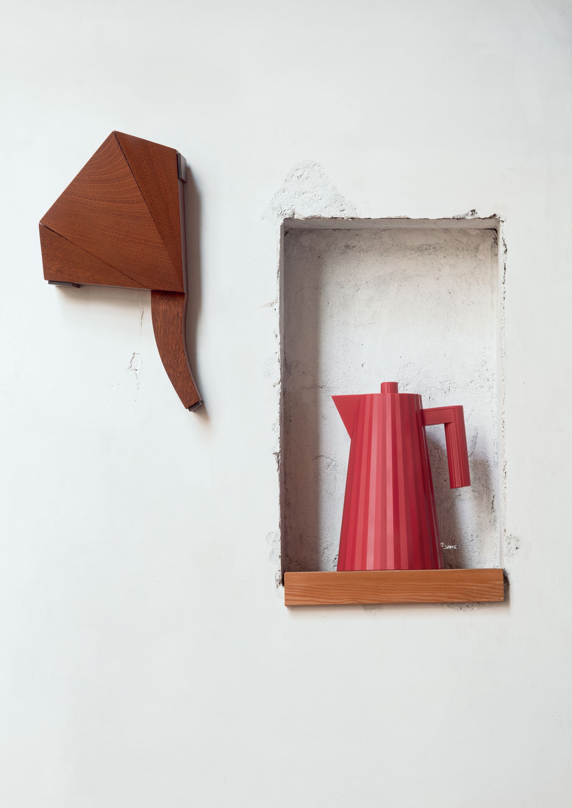 Rychlovarná konvice Plissé 1,7l červená Alessi