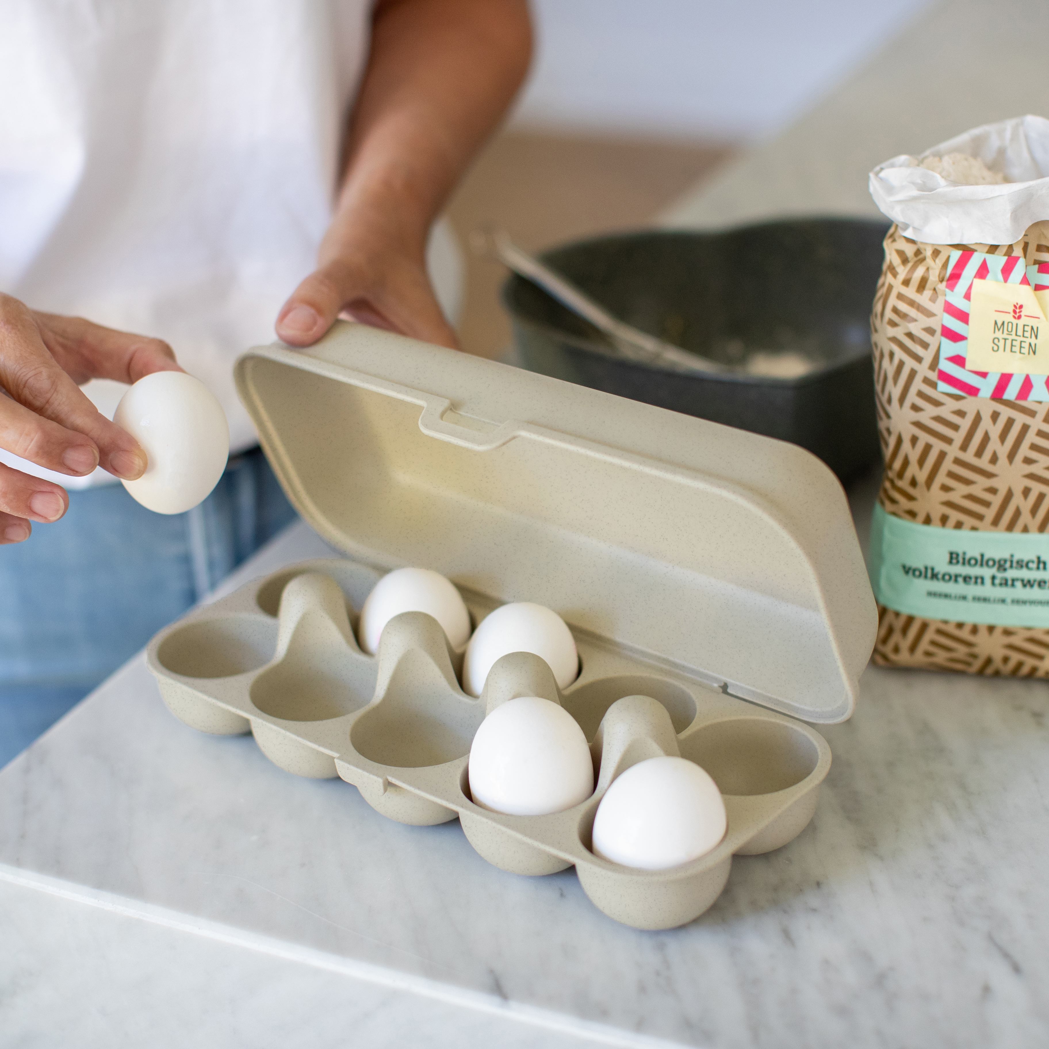 EGG box na 10 ks vajíček Písková Organic KOZIOL 