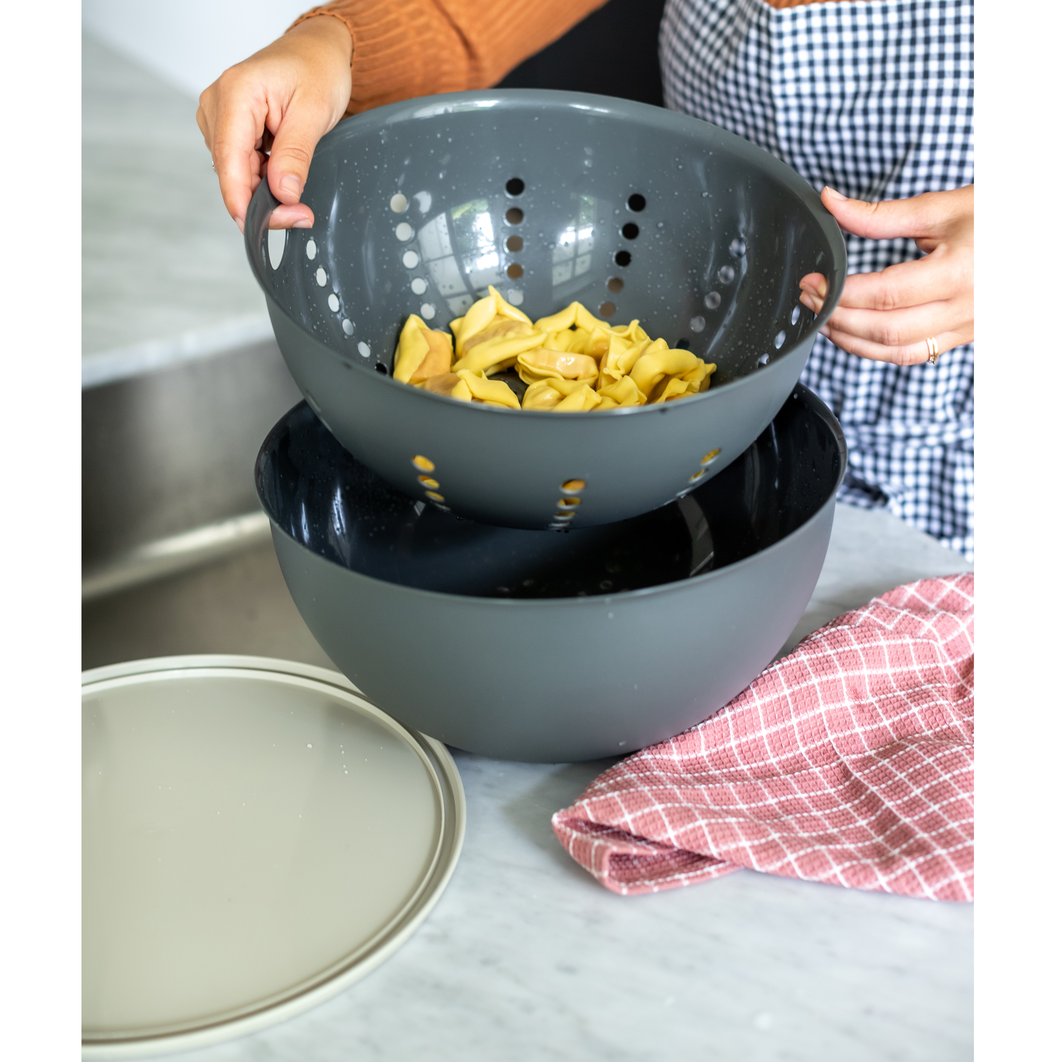 Palsby mísa 28cm, 5l Šedá Organic KOZIOL