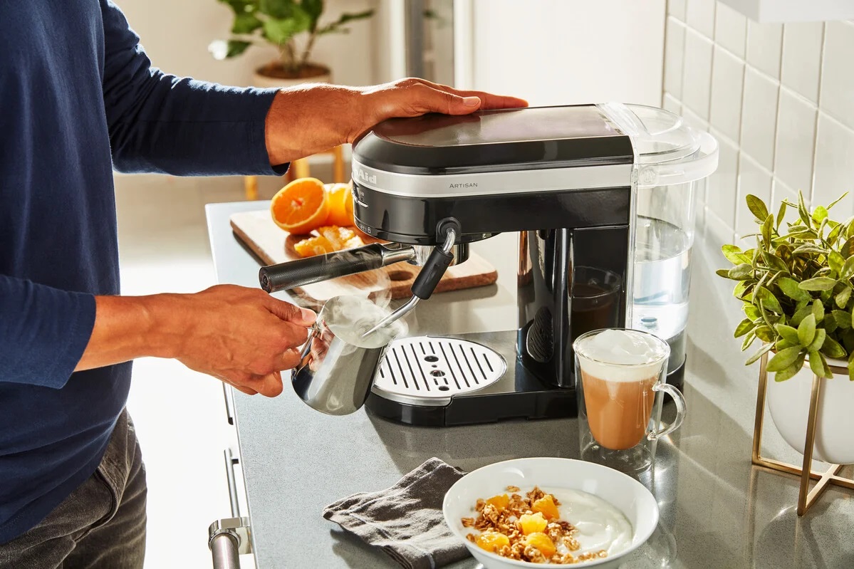 Výhodný set kávovar, toustovač, rychlovarná konvice, černá KitchenAid