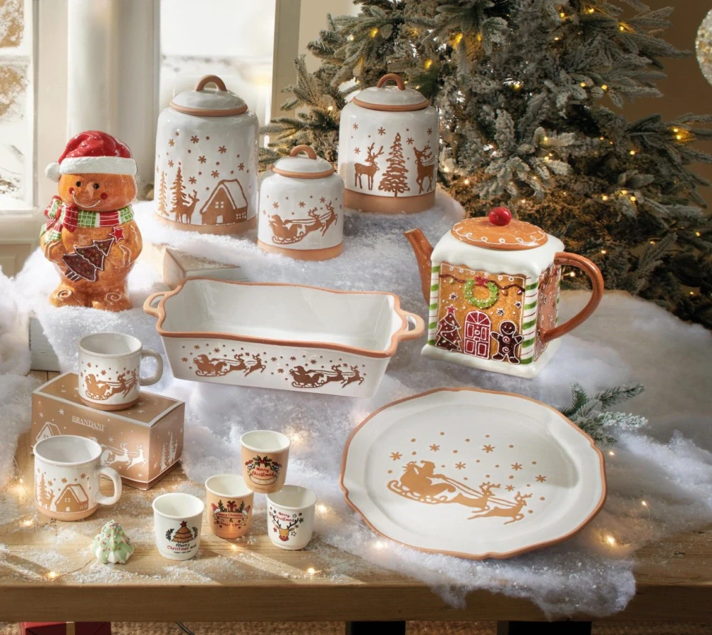 Hrnek na kávu set 2ks s vánočním motivem Santa Calus a Chaloupka GingerBread 200ml BRANDANI