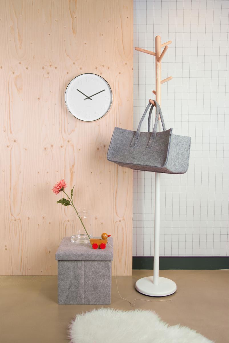 Nástěnné hodiny Mr.White 37,5 cm Karlsson