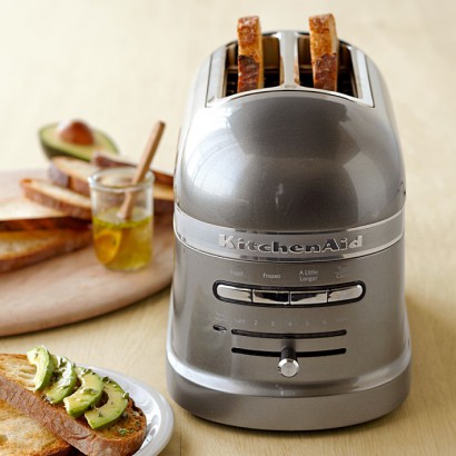 Toustovač / topinkovač Artisan KMT2204 šedá metalíza KitchenAid