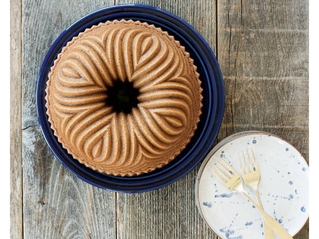 Forma na bábovku Bavaria velká černál 2,4l Nordic Ware