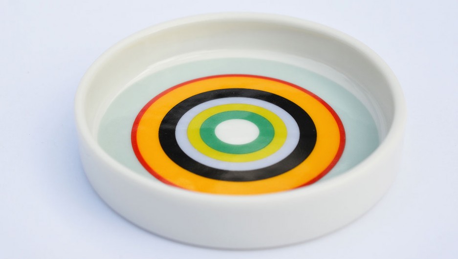 Porcelánová dóza/ hrnek s víkem/podšálkem Colour Stripes REMEMBER