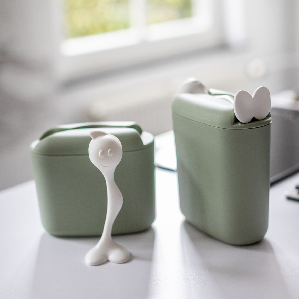 DÓZA na kávu s naběračkou 500 g KOZIOL ORGANIC