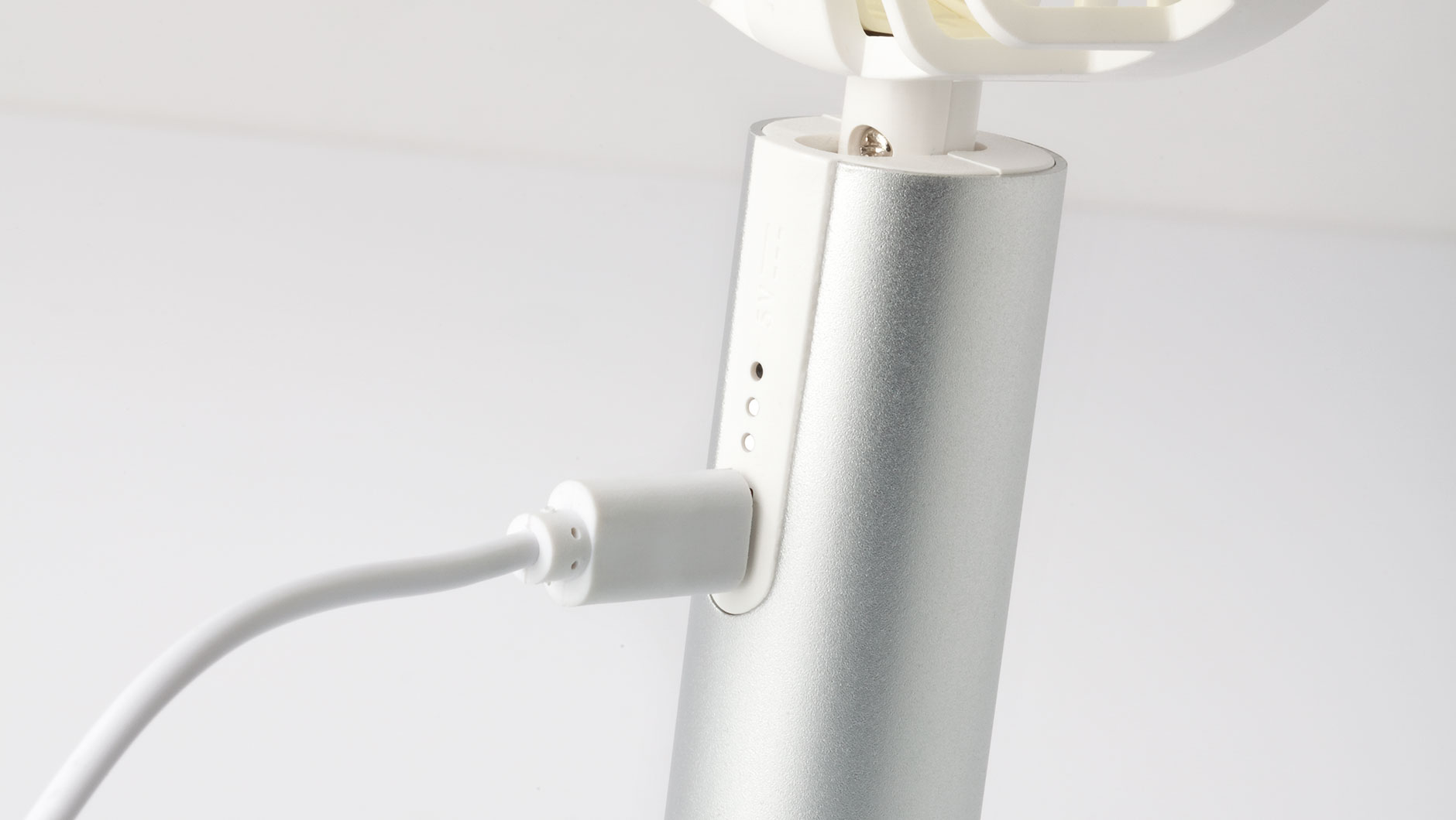 Větráček bezdrátový FLOW stíbrná REMEMBER