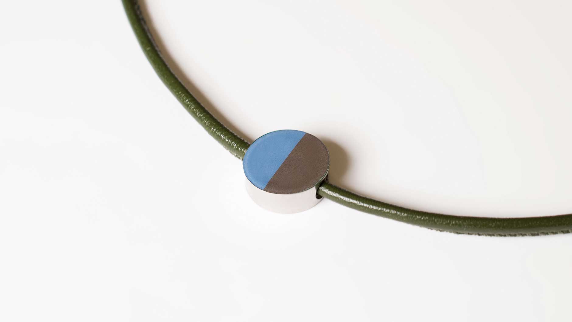 Náramek/náhrdelník kožený č.2 dlouhý 53cm REMEMBER