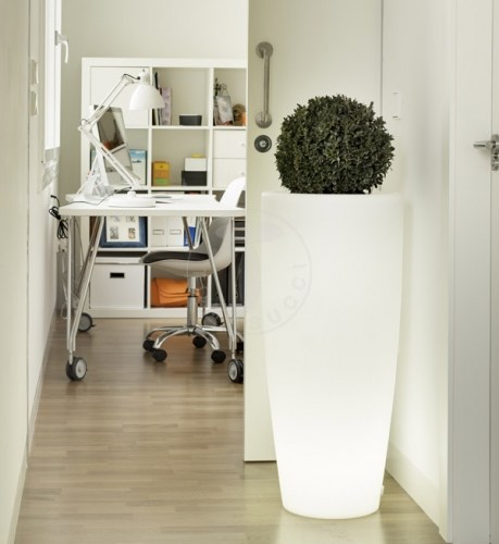 Stojací lampa/váza pro venkovní i vnitřní použití BULLET 40 TOMASUCCI