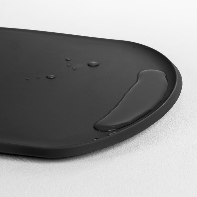 Prkénko s okrajem a protiskluzem 35cm Skateboard černé Blim+